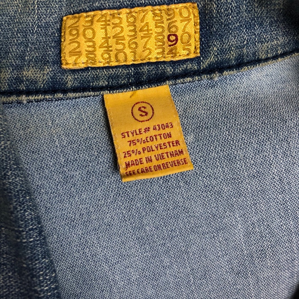 Jean Jacket - Picture 4 of 4